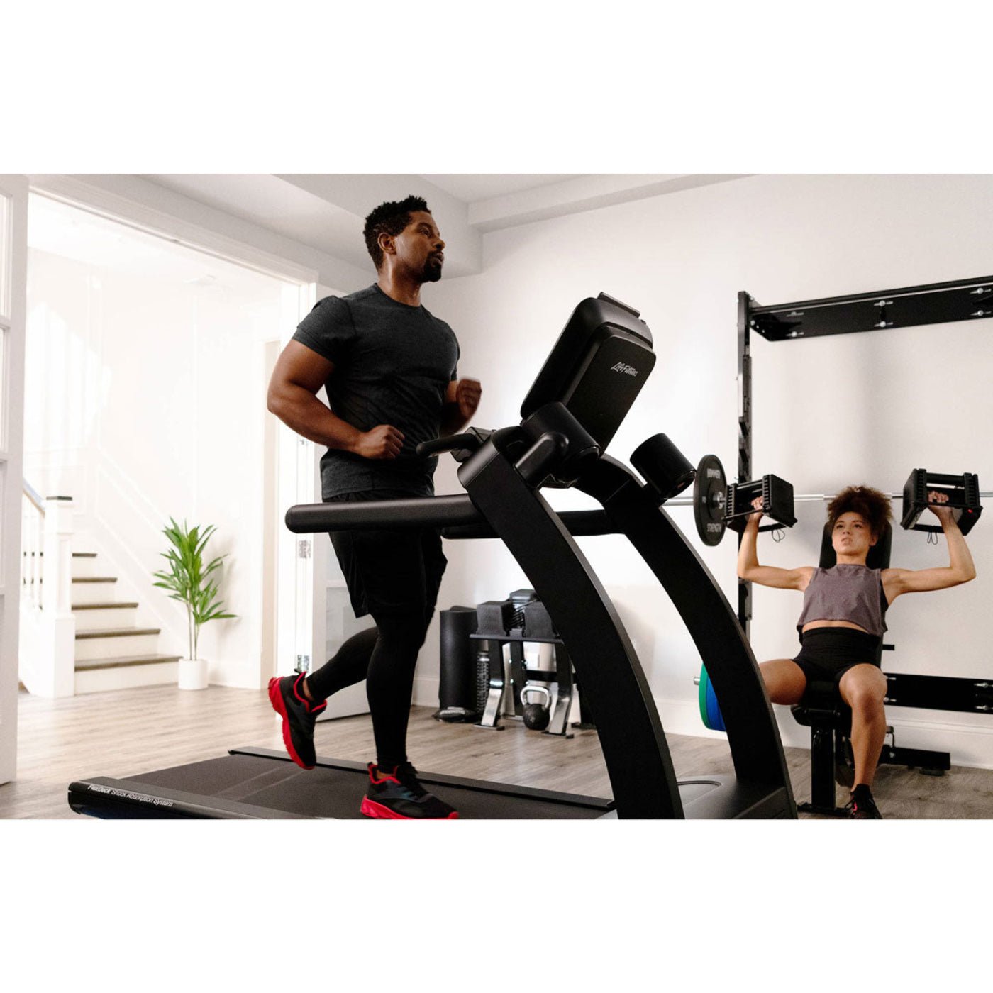 Life Fitness Run CX Treadmill - RRR-TR-0000-03 - Image 9